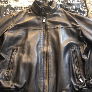 *new*MASSIMO DUTTI navy leather bomber jacket
